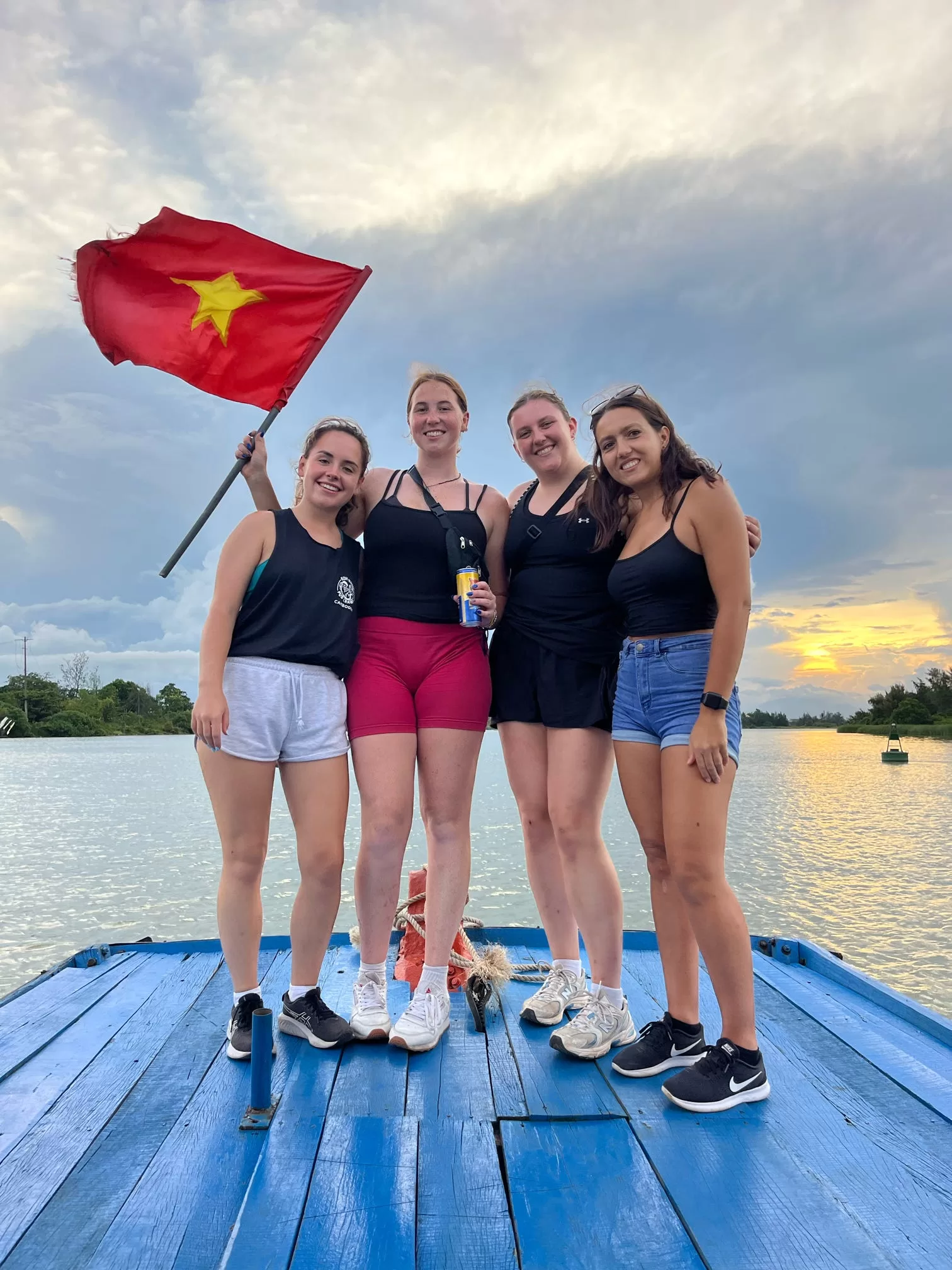 Hoi An Full Day Tour: Tra Que Village, Coconut Forest, Cooking Class & Ancient Town.