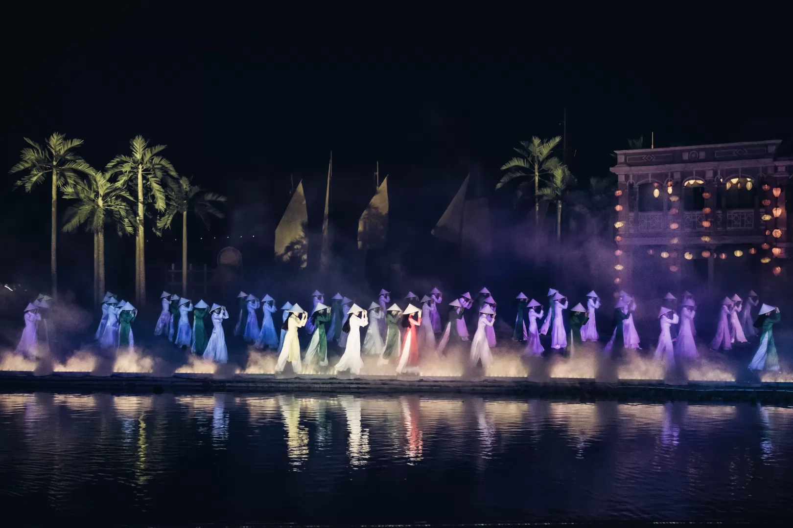 hoi an memory show